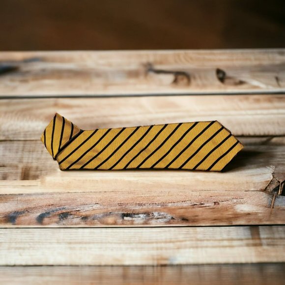 Vtg 100% Silk Men's Tie 56" x 3.75" USA Brooks Bros Makers Navy Gold TY45 - Picture 7 of 7